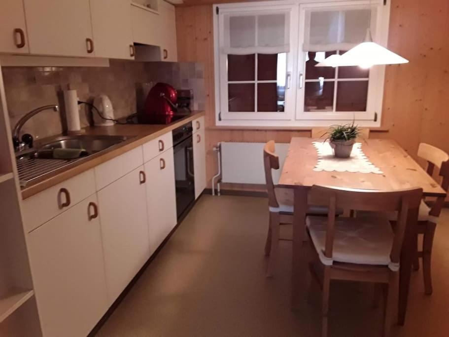 Zwinglis Ferienwohnung Rosi Nesslau ภายนอก รูปภาพ